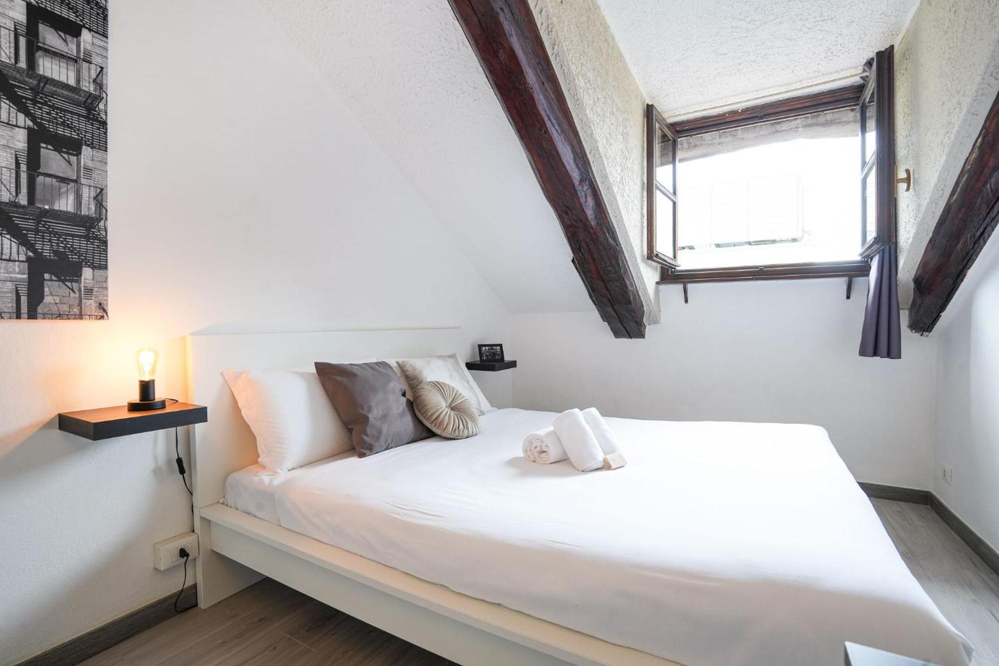 Porta Nuova Loft Apartment *